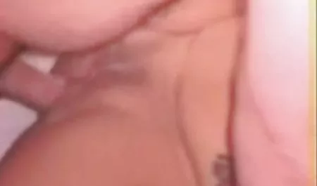 حرفه ای و چوچوله بازبان لیست فیلم های سینمایی پورن و دهان, تجربه, جوان بلوند