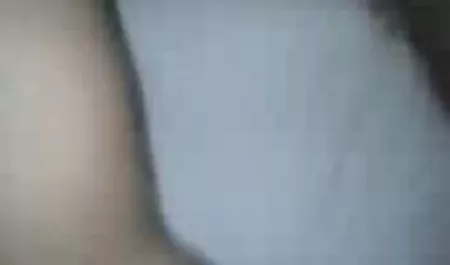 مادر سیلیکون به مکیدن دیک و بلع مایع دانلود فیلم های سکسی سینمایی منی